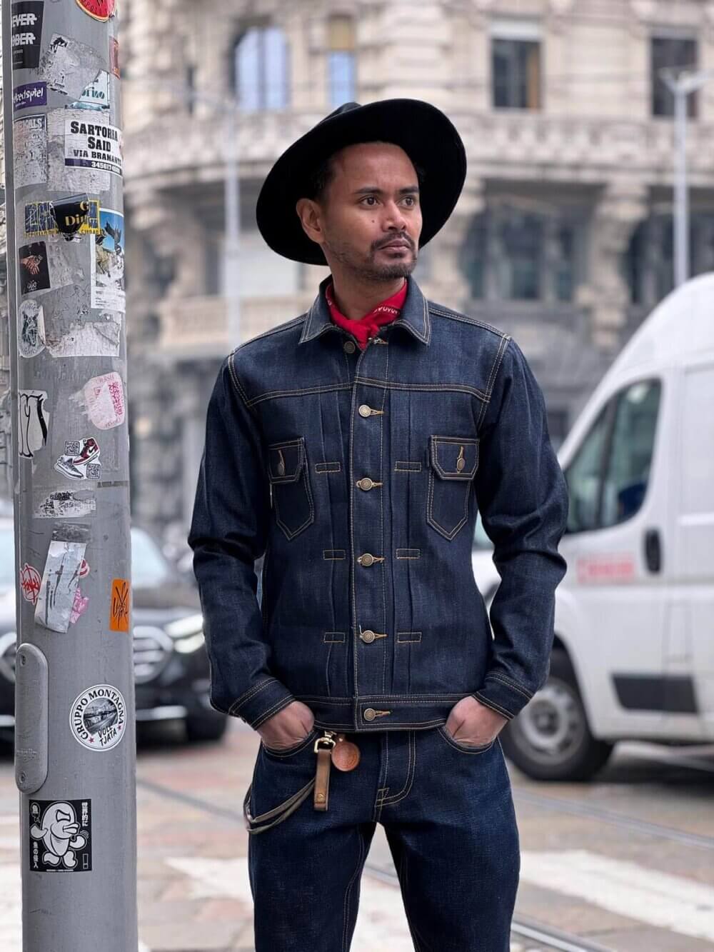 13.5oz Classic Indigo Selvedge Denim Jacket - Image 4
