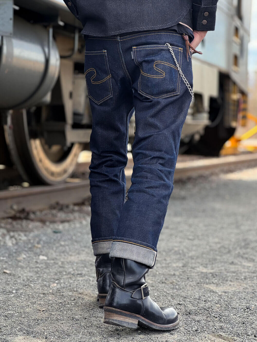 20oz Ghost Indigo Selvedge Denim Jeans - Image 4