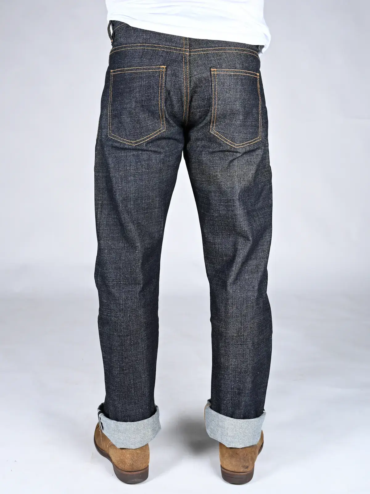 soso-005-relaxed-fit-backview