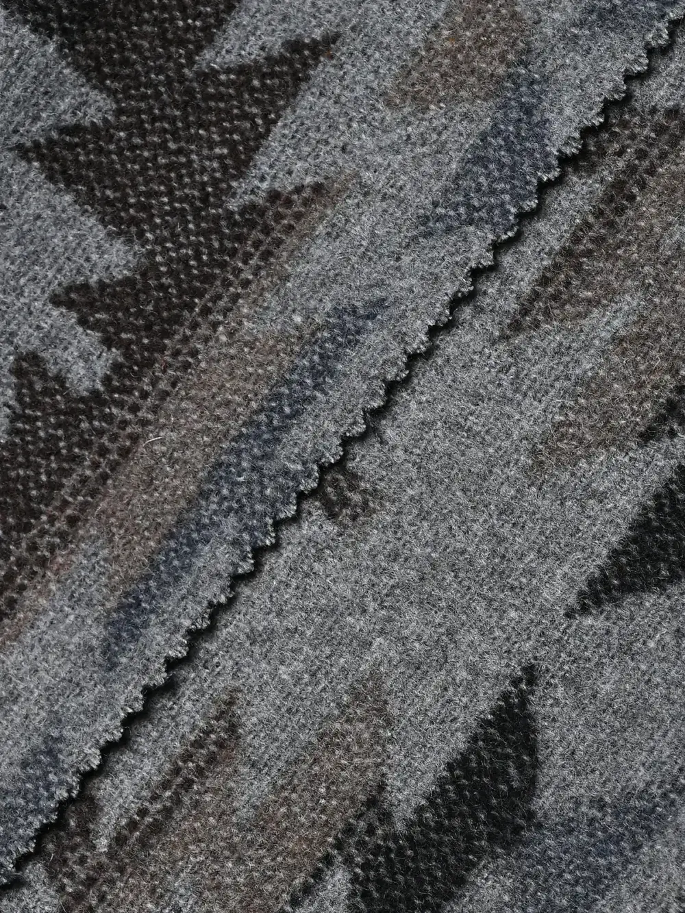 19oz Granite Trail Wool Jacket - Image 2